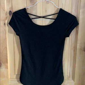 Simple black Tee Sz M